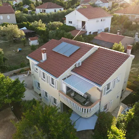 Apartamento Lenka *