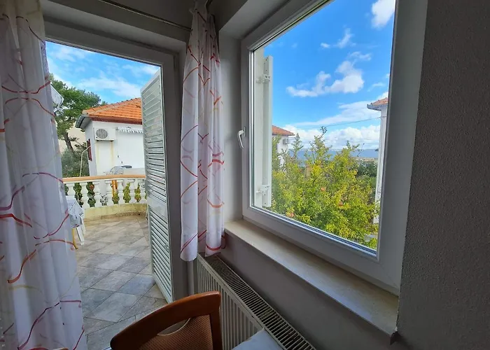 Lenka Apartman Ugljan