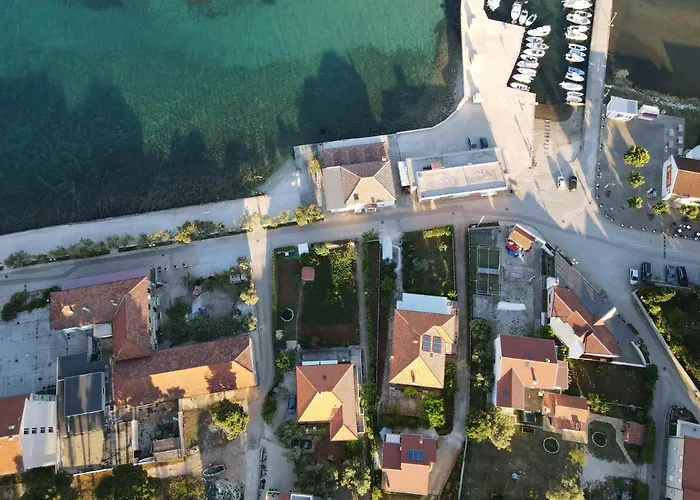 Lenka Apartman Ugljan