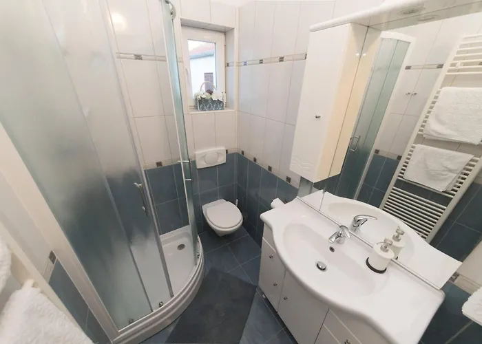 Lenka Apartman Ugljan