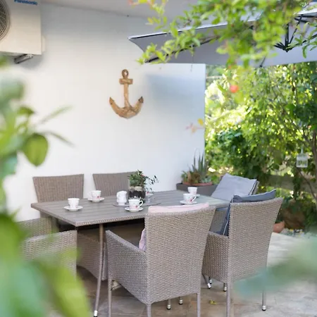 Lenka Apartment Ugljan