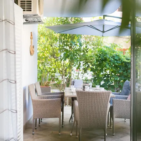 Lenka Apartment Ugljan